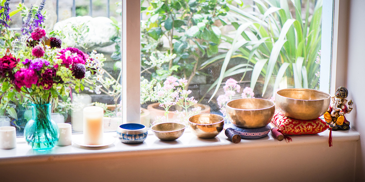 pic of tibetan yoga bowls